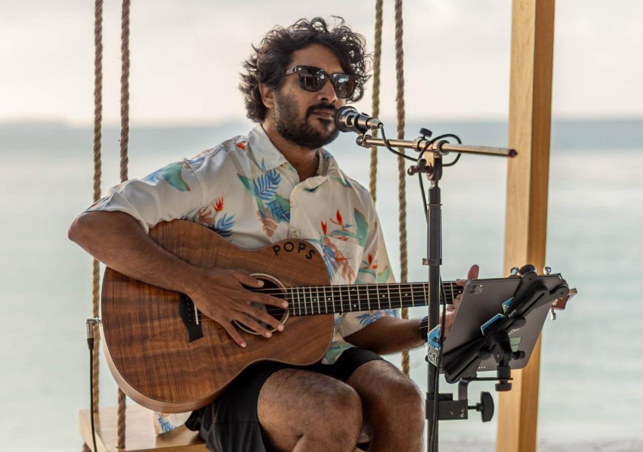 Stone Hotels Dhiffushi Buitenkant foto