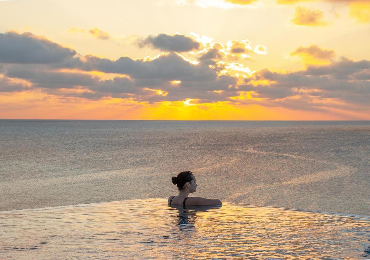 Stone Hotels Dhiffushi Buitenkant foto